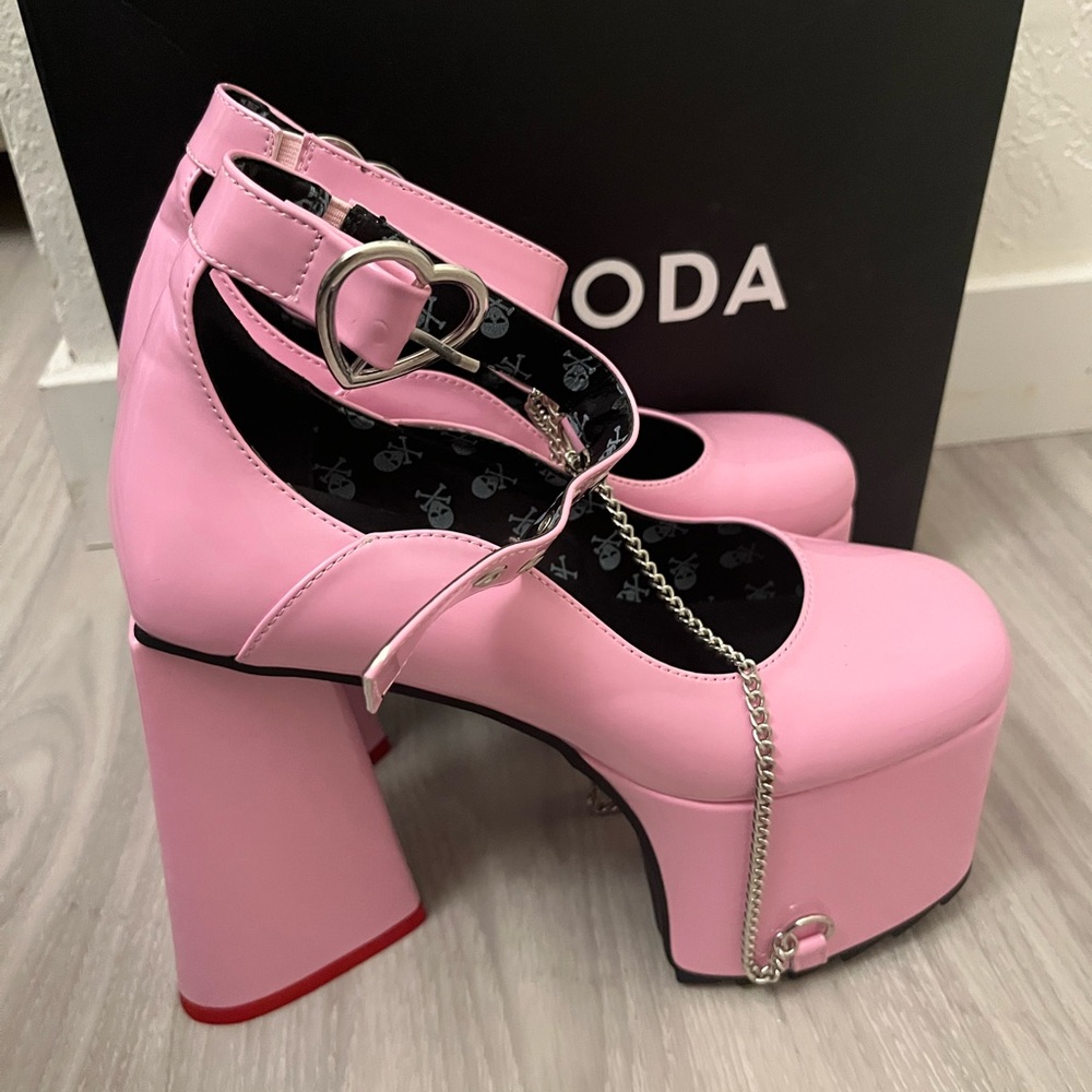 Pink Lamoda Heels Size 8